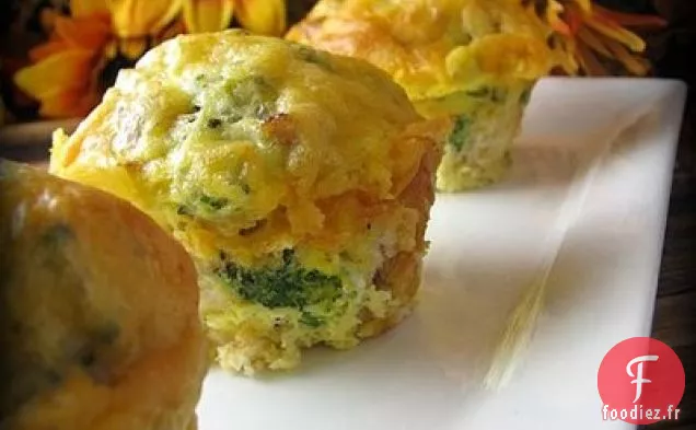 Cheddar Au Brocoli Et Muffin Aux Œufs À la Saucisse Pull-a-parts