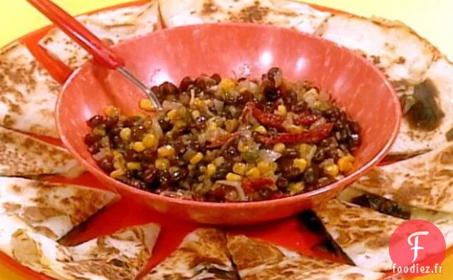 Quesadillas aux Champignons Sauvages avec Salsa Chaude aux Haricots Noirs