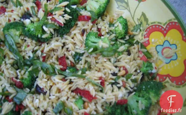 Orzo Avec Brocoli, Feta Et Olives