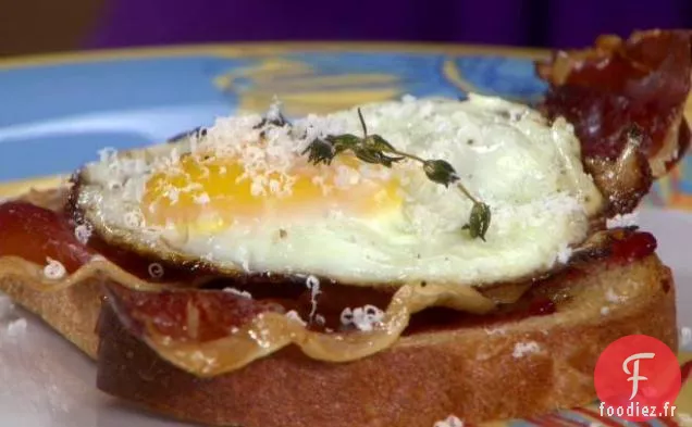 Sandwich au Petit-déjeuner à Face Ouverte