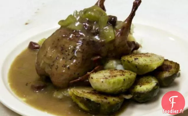 Caille Farcie Au Pain de Maïs Andouille, Sauce aux Yeux Rouges