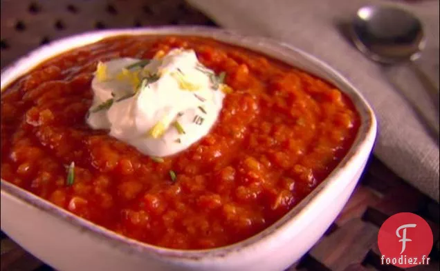 Soupe de Tomates Copieuse au Citron et au Romarin