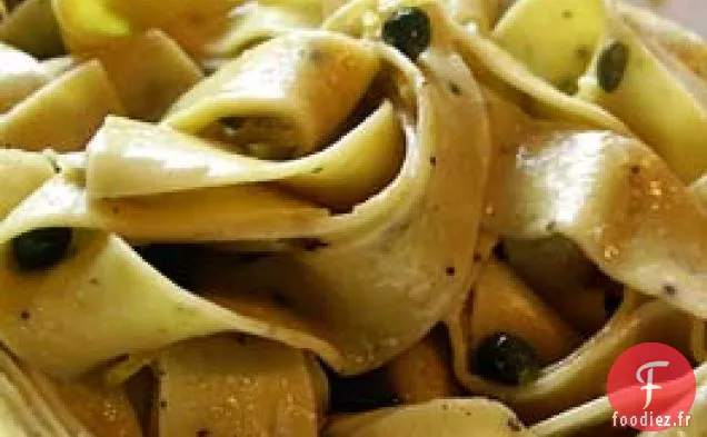 Pâtes Au Citron Et Au Poivre Aux Câpres Rapides Et Faciles