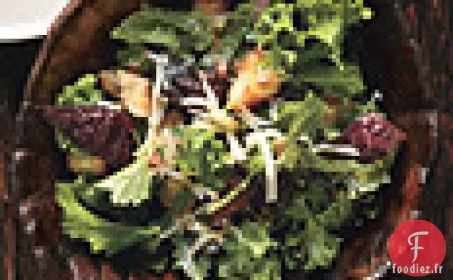 Salade De Moutarde Crue Au Gruyère Et Croûtons D'Anchois