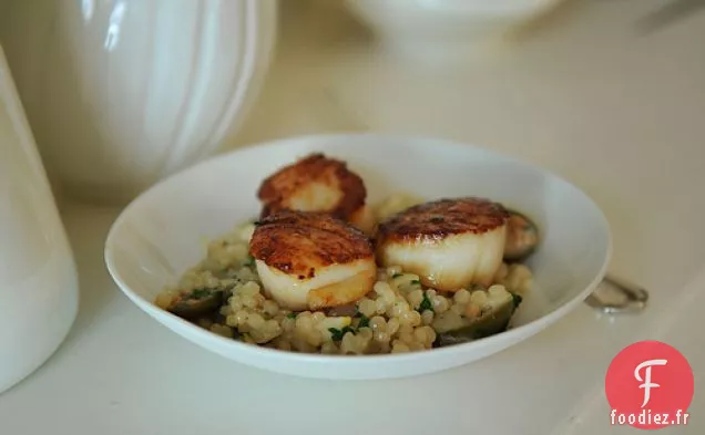 Couscous Israélien Aux Citrons Rôtis Et Câpres Garnis De Seare