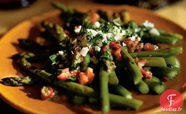 Salade d'Asperges aux Poivrons Piquillo et Câpres (Ensalada de Espárragos con Alcaparras)