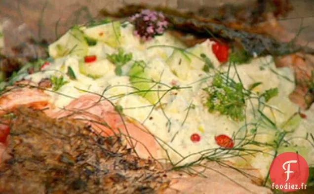 Côté Barbecue Croustillant de Barbecue au Saumon avec Yogourt au Concombre