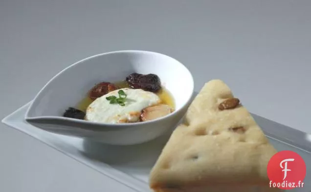 Focaccia aux Olives de Santa Barbara au Fromage de Chèvre Cuit au Four