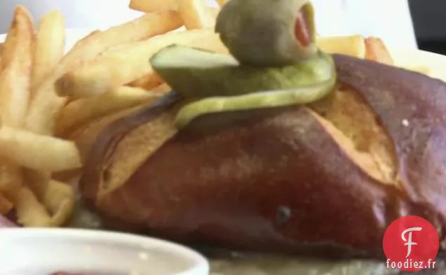 Tofu épicé avec Salade Thaïlandaise et Avocat sur Pain multigrains