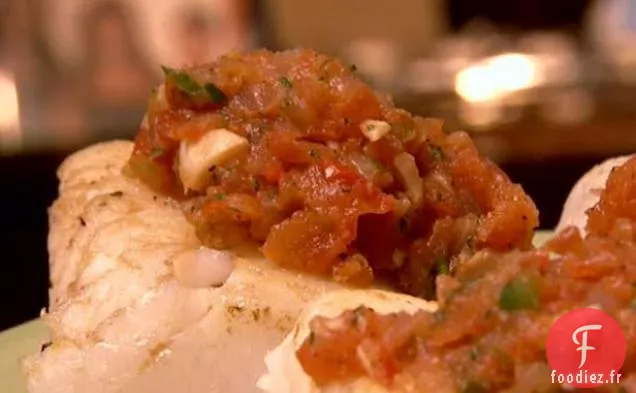 Morue avec Salsa de Tomates Rôties