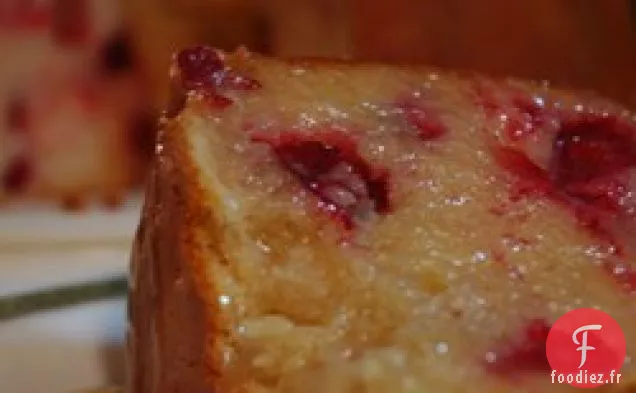 Gâteau au Pudding aux Canneberges Ultime