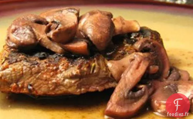 Steaks Frottés au Thym et Champignons Sautés