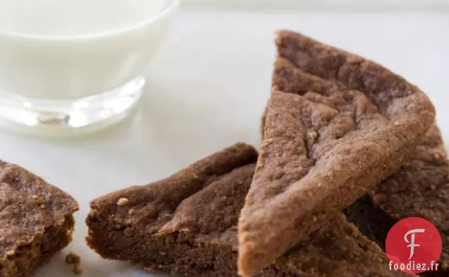 Sablés au Chocolat avec Sauce au Chocolat Blanc