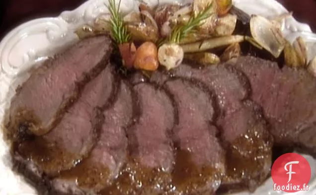 Steak de New York Rôti avec Sauce à la Moutarde au Porto