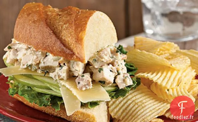 Sandwichs à la Salade de Poulet à l'Estragon et aux Pommes