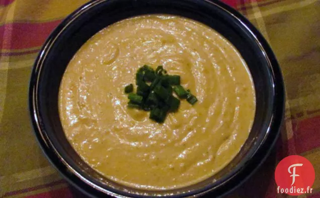 Soupe de Chou-Fleur Au Curry Et à la Noix De Coco