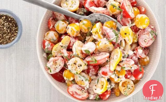 Salade De Tomates Cerises Avec Vinaigrette Babeurre-Basilic