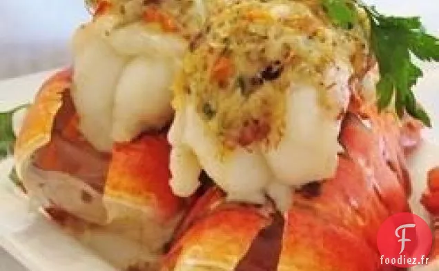 Queue De Homard Farcie au Crabe