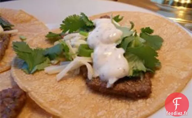 Tacos au Steak avec Sauce au Yogourt Épicée