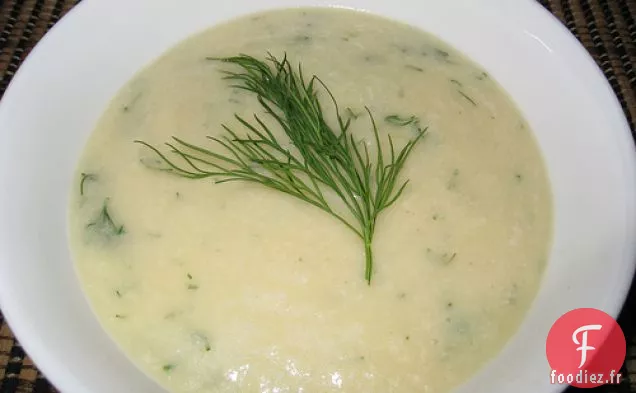Soupe De Chou-Fleur Et Cheddar Blanc À L'Aneth