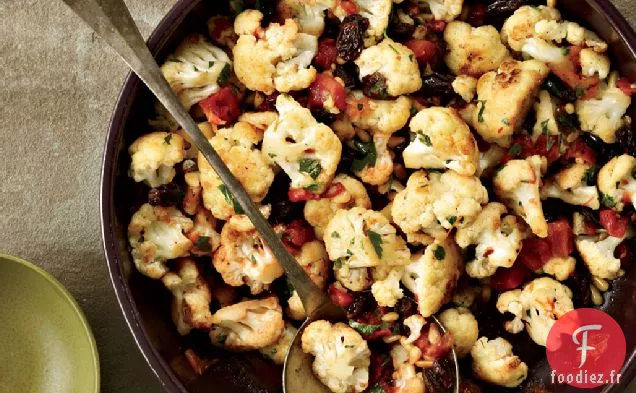 Chou-fleur Rôti à la poêle avec Pignons de Pin et Raisins secs