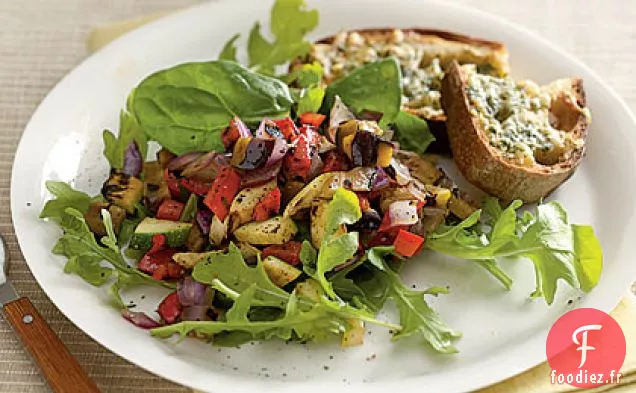 Salade de Légumes Siciliens Grillés avec Toast Épicé au Gruyère