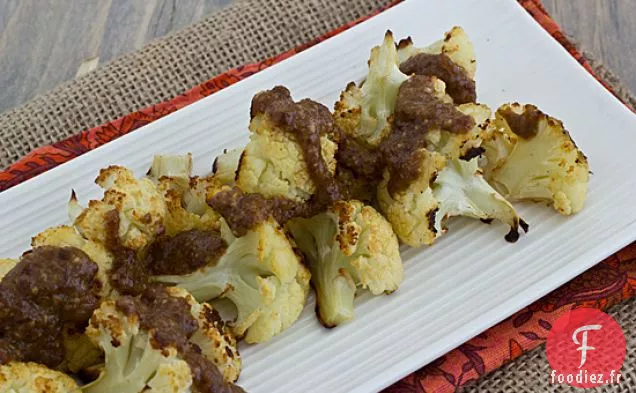 Chou-Fleur Rôti À La Vinaigrette Aux Raisins De Cajou