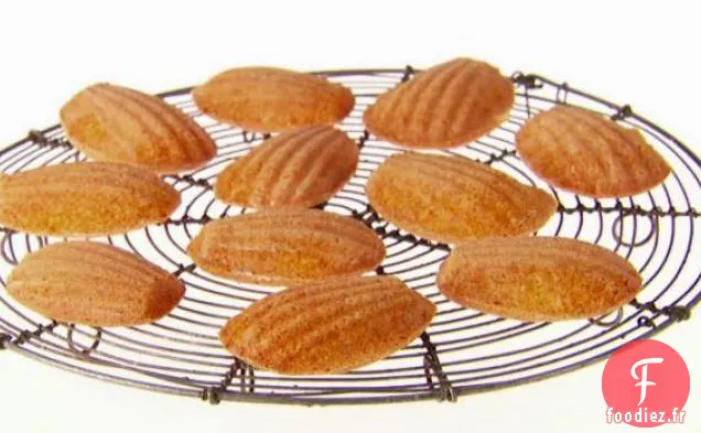 Madeleines Au Miel et aux Amandes