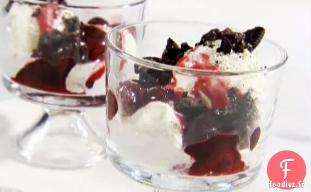 Crème Glacée aux Cerises Jubilee Parfaits