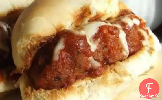 Sandwich Aux Boulettes de Viande Copieux