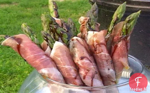 Asperges Enveloppées de Prosciutto