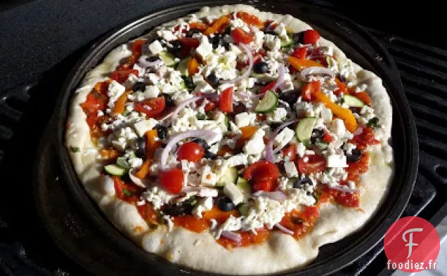 Pizza Végétarienne Suprême Avec Mozzarella Et Feta