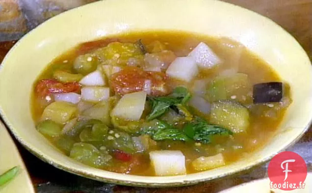 Soupe de légumes dans le style de Naples: Cianfotta