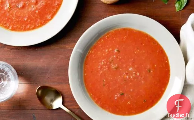 Soupe de Tomates Et Basilic Rôties