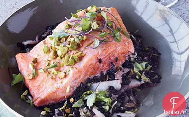 Omble Chevalier, Riz Noir et Chou de Napa En Papillote