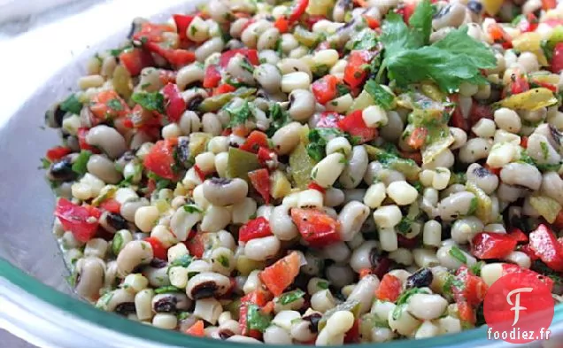 Salade De Pois Aux yeux Noirs De Michael Avec Des Oignons Verts Croquants Et Frais