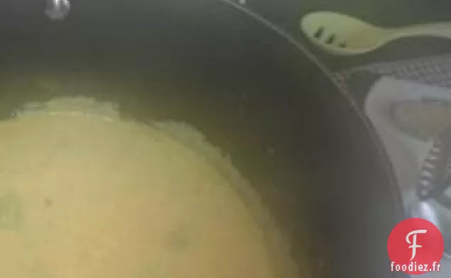 soupe de pommes de terre au brocoli et au fromage