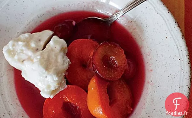 Abricots et Prunes Pochés au Vin Rosé
