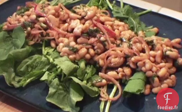 Salade de Haricots Cannellini, Oignon Rouge et Roquette