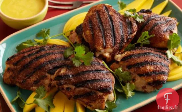 Cuisses de Poulet Frottées à la Jerk avec Sauce Piquante Maison à la Mangue et au Habanero