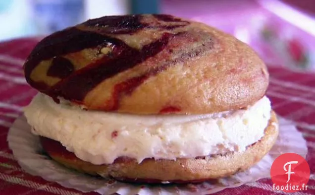 Tarte Whoopie au Velours Rouge à la Menthe Poivrée