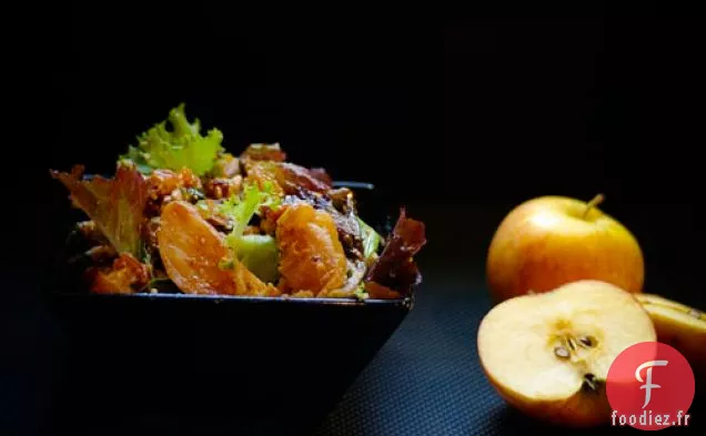 Salade de Pommes et Amandes Épicées