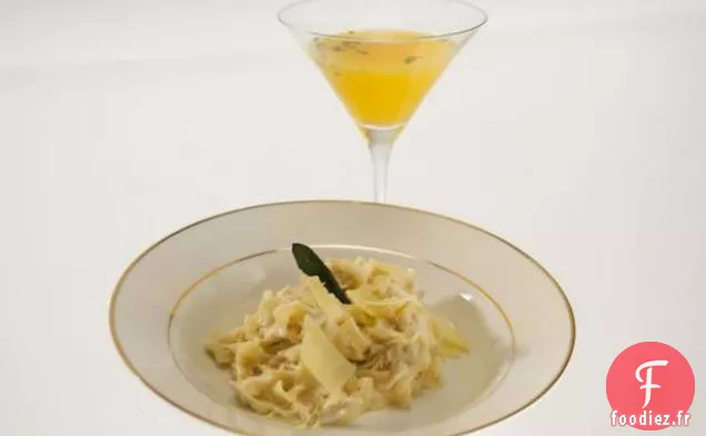 Casserole de Crabe et de Brie avec Garniture de Mie de Champignons Sauvages