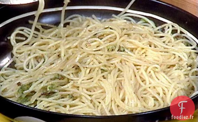 Spaghetti aux Courgettes et à l'Ail