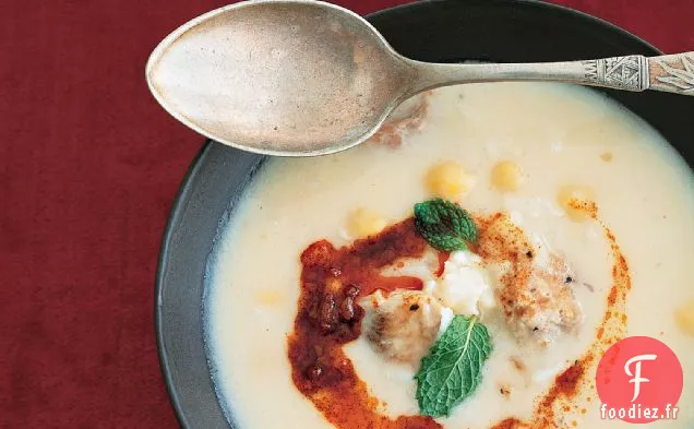Soupe de Yaourt Turc au Poulet, Pois Chiches et Riz