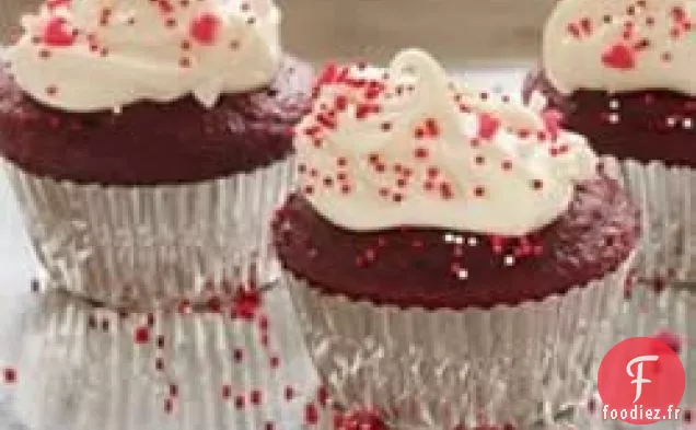 Cupcakes Classiques en Velours Rouge