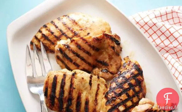 Poulet Grillé à la Moutarde au Miel et à l'Oignon Rouge
