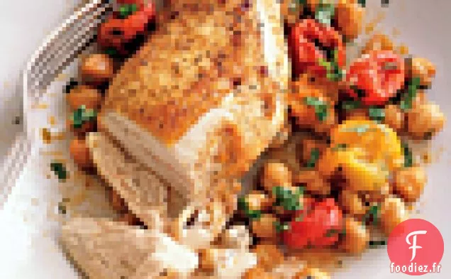 Poitrines de Poulet Rôties avec Haricots Garbanzo, Tomates et Paprika