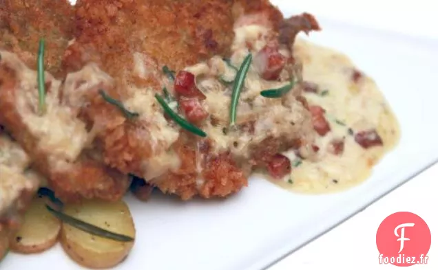 Cuisses de Poulet Poêlées à la Crème de Pancetta sur Pommes de Terre Confites