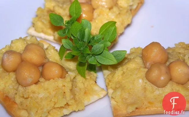 Houmous Et Pois Chiches Sur Craquelins